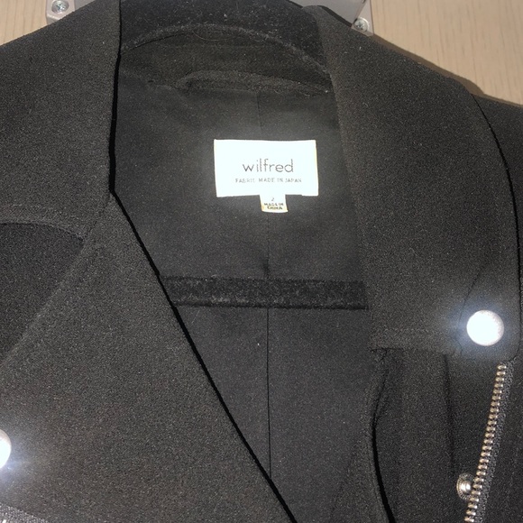 Aritzia Wilfred silk Jacket - Picture 2 of 6